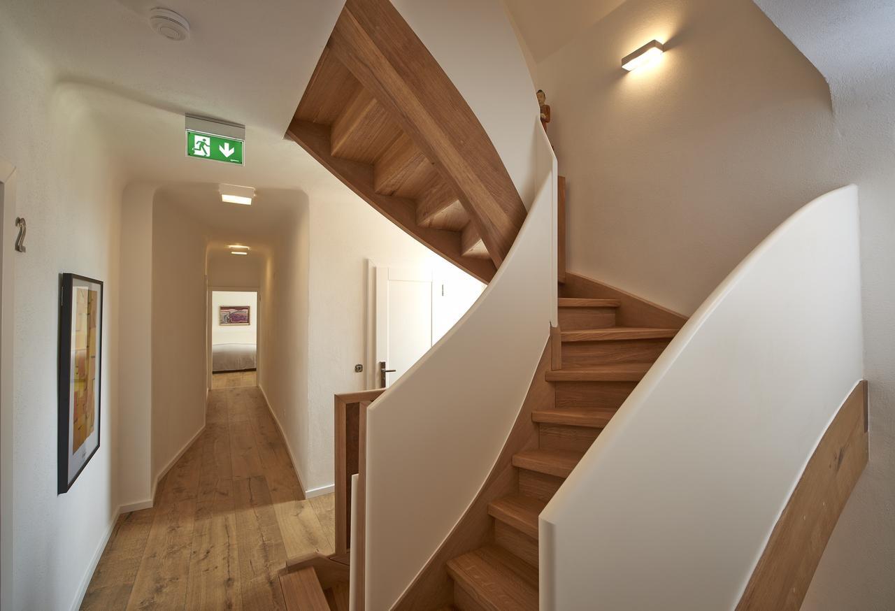 Rothfuss Hotel Weisenheim am Berg Bagian luar foto